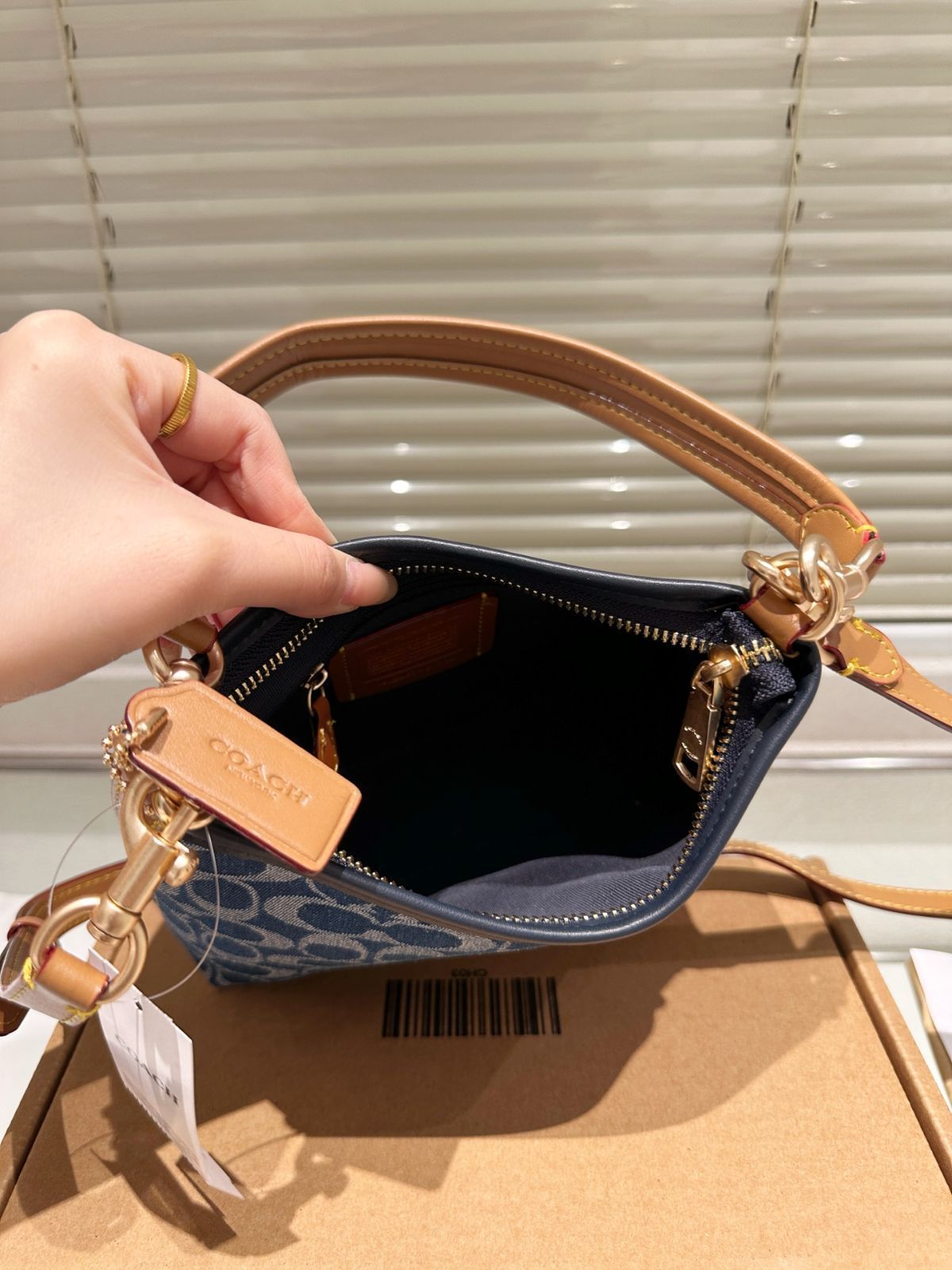【今日特価】COACH Mini Rogue Bag（クーチ ミニ ローグ バッグ）