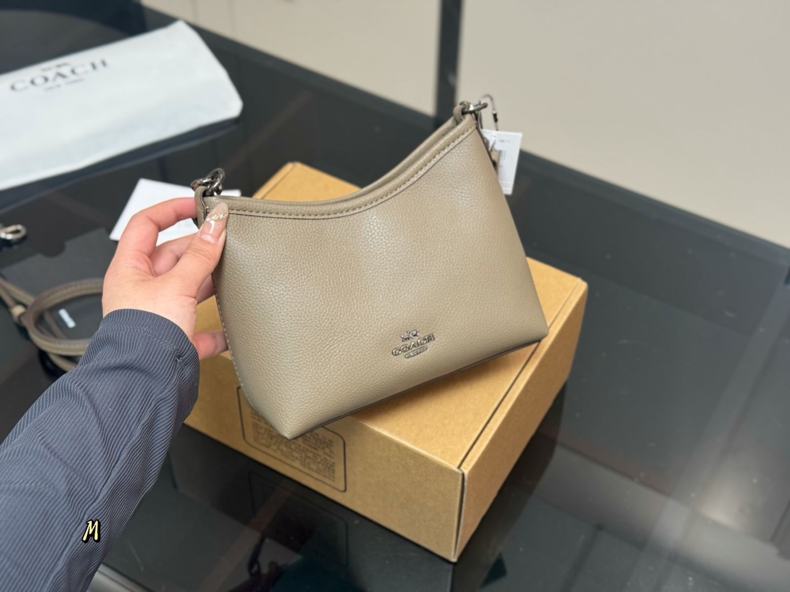 【今日特価】COACH mini Laurel Shoulder Bag(クーチ ミニ ローレル ショルダーバッグ) 【今日特価】COACH mini Laurel Shoulder Bag(クーチ ミニ ローレル ショルダーバッグ)