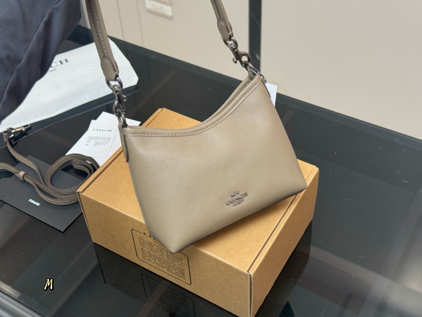 【今日特価】COACH mini Laurel Shoulder Bag(クーチ ミニ ローレル ショルダーバッグ) 【今日特価】COACH mini Laurel Shoulder Bag(クーチ ミニ ローレル ショルダーバッグ)