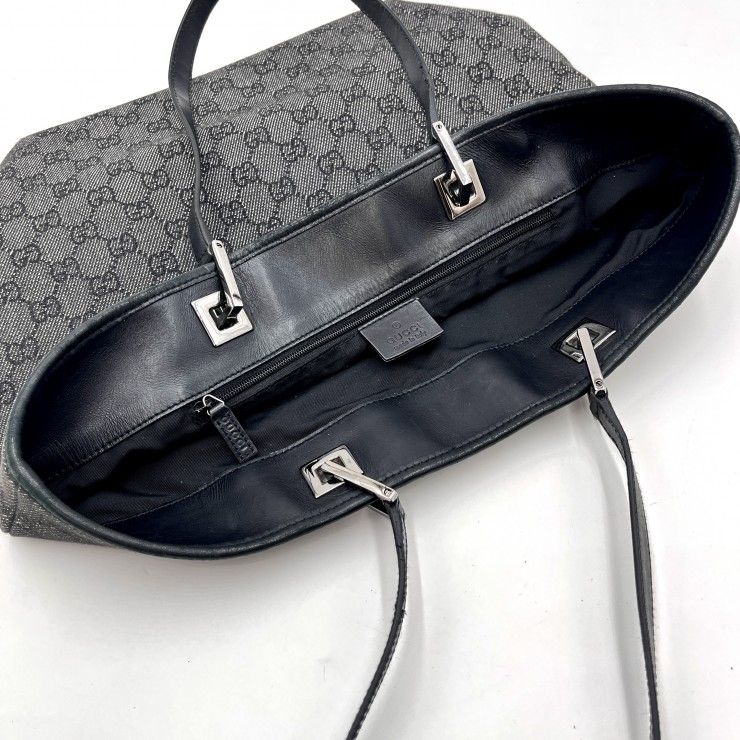 GUCCI（グッチ）GGキャンバス トートバッグ GG柄 ブラック シルバー金具 レディース 31243 【中古】
