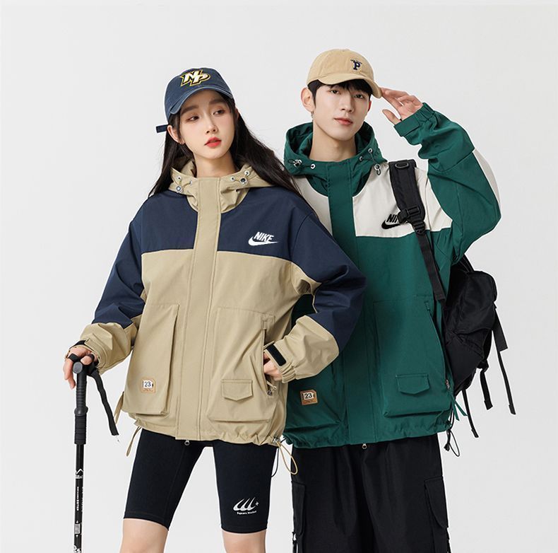 NIKE 防水 パーカー ジャケット [本日特価|新品未使用品]