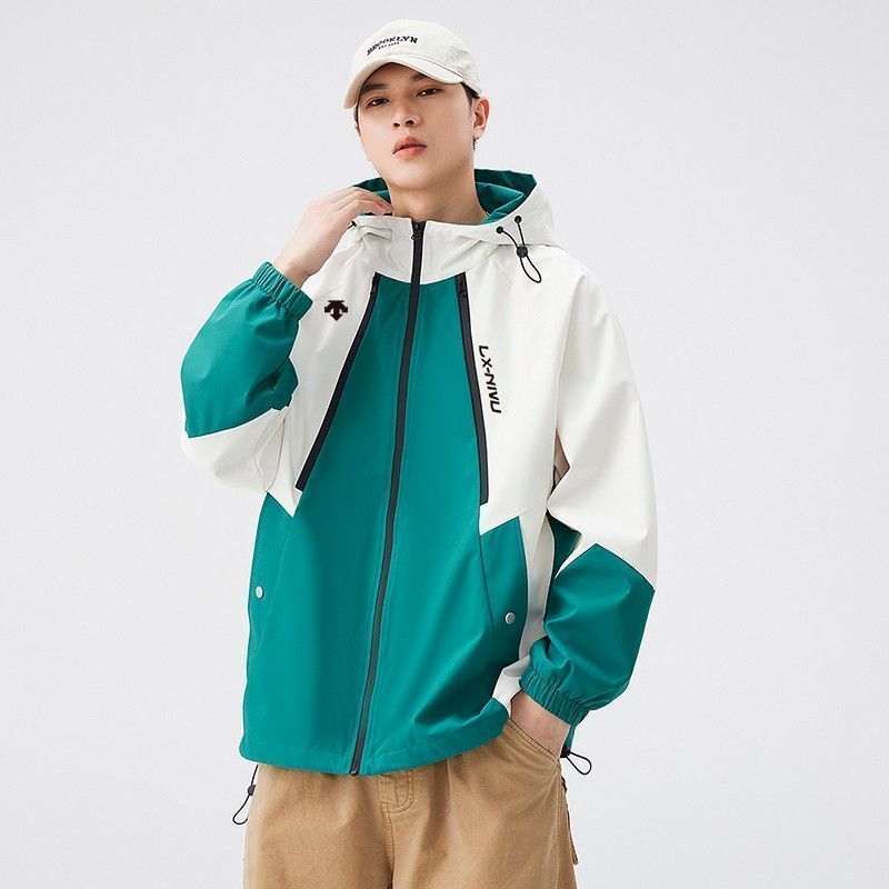 DESCENTE メンズ ライトウェイトジャケット [本日特価|新品未使用品]