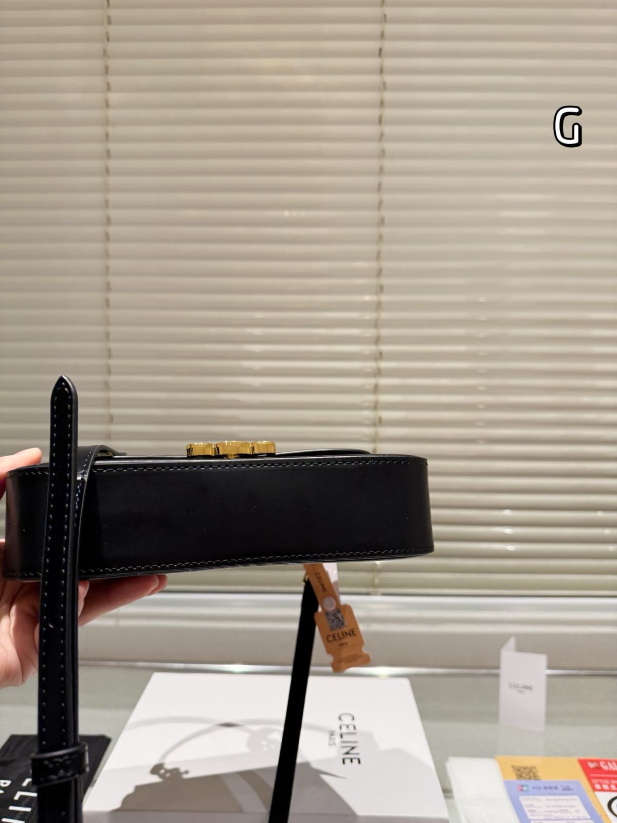 [Celine] トリオンフ ショルダーバッグ - ギフトボックス付き | セリーヌ レディースバッグ[本日特価|新品未使用品]｜ハンドバッグ