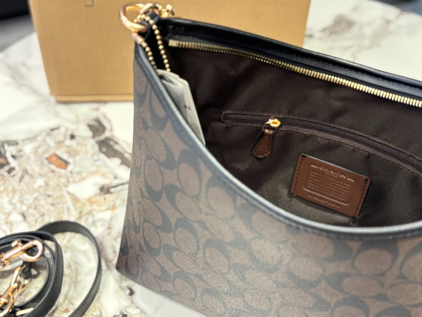 【今日特価】Coach Laurel Hobo Bag - コーチ ローレル ホボ バッグ 【今日特価】Coach Laurel Hobo Bag - コーチ ローレル ホボ バッグ