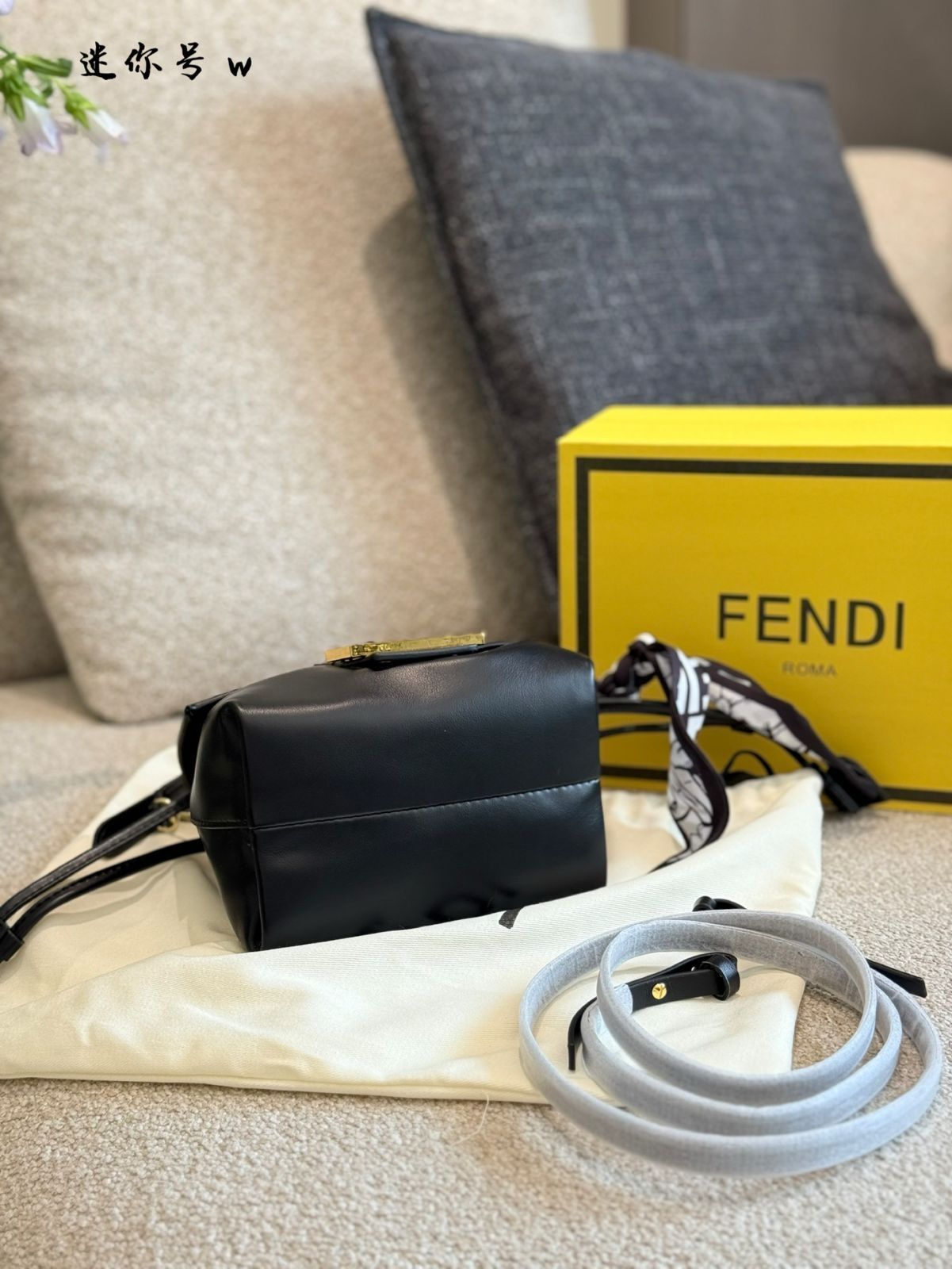 【今日特価】Fendi New Mamma Bag フェンディ ニュー マンマ バッグ