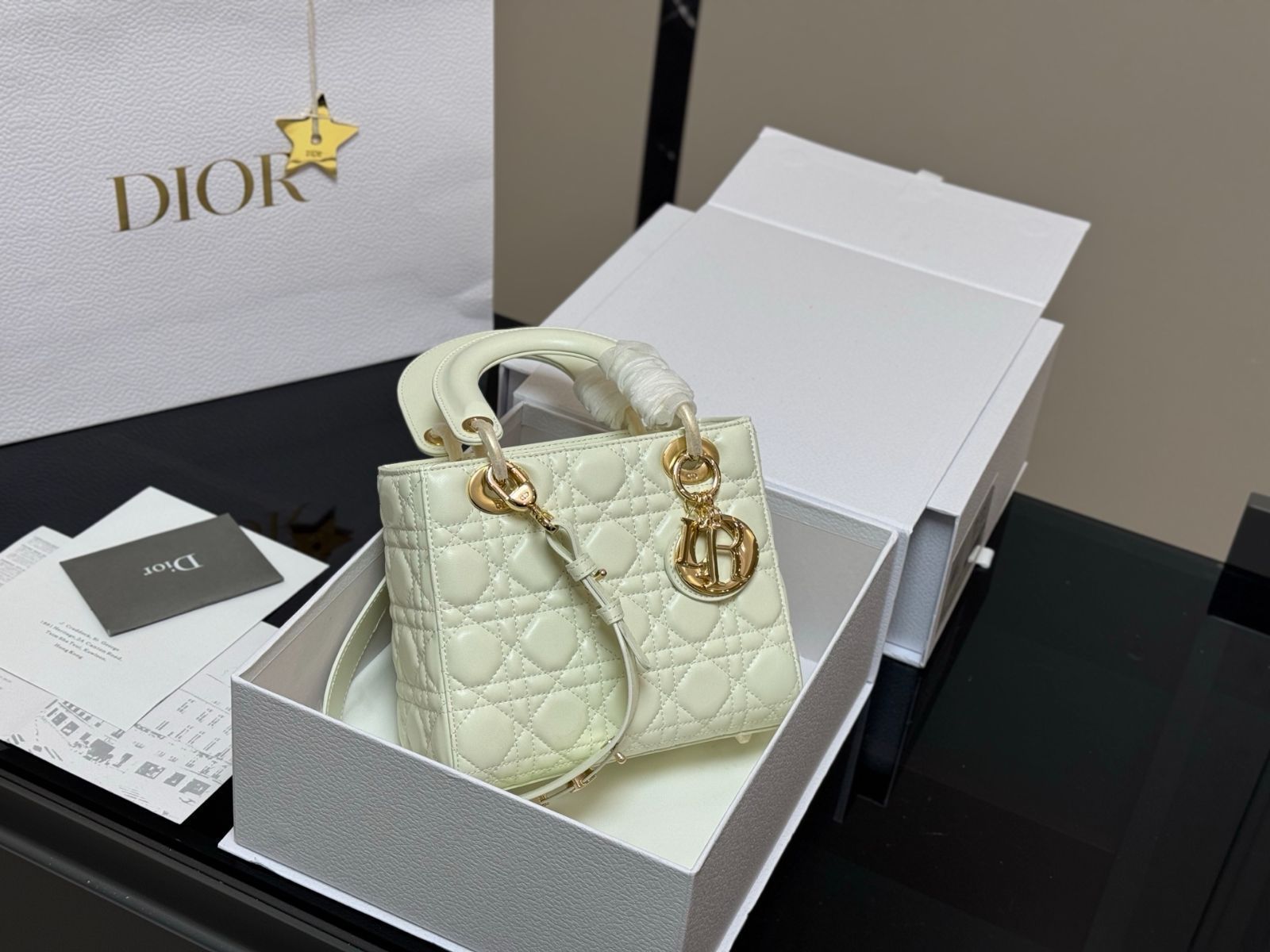 【今日特価】Dior Lady Dior Bag ディオール レディー ディオール バッグ 【今日特価】Dior Lady Dior Bag ディオール レディー ディオール バッグ