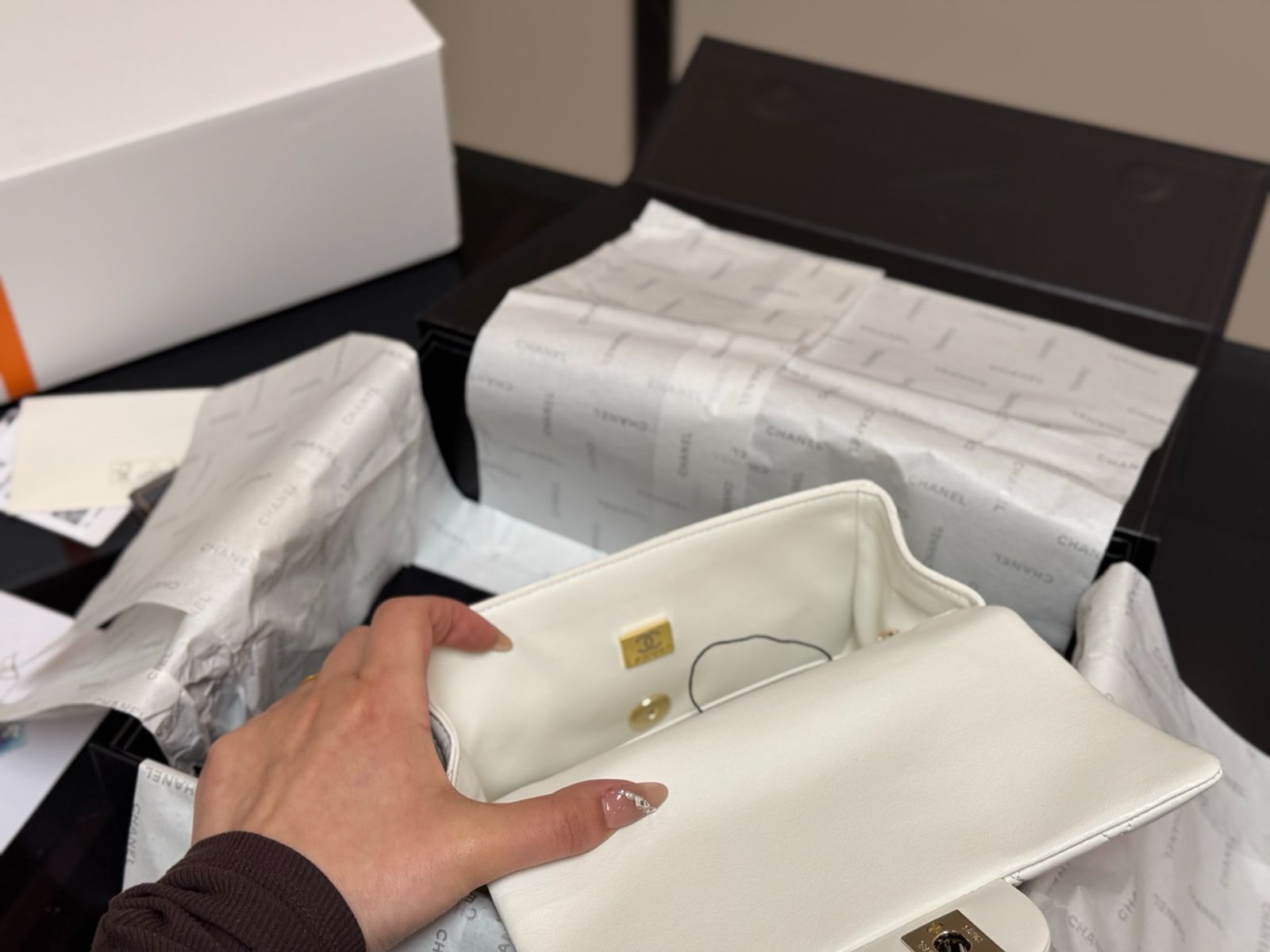 【今日特価】Chanel Mini CF Handle シャネル ミニ CF ハンドル バッグ 【今日特価】Chanel Mini CF Handle シャネル ミニ CF ハンドル バッグ