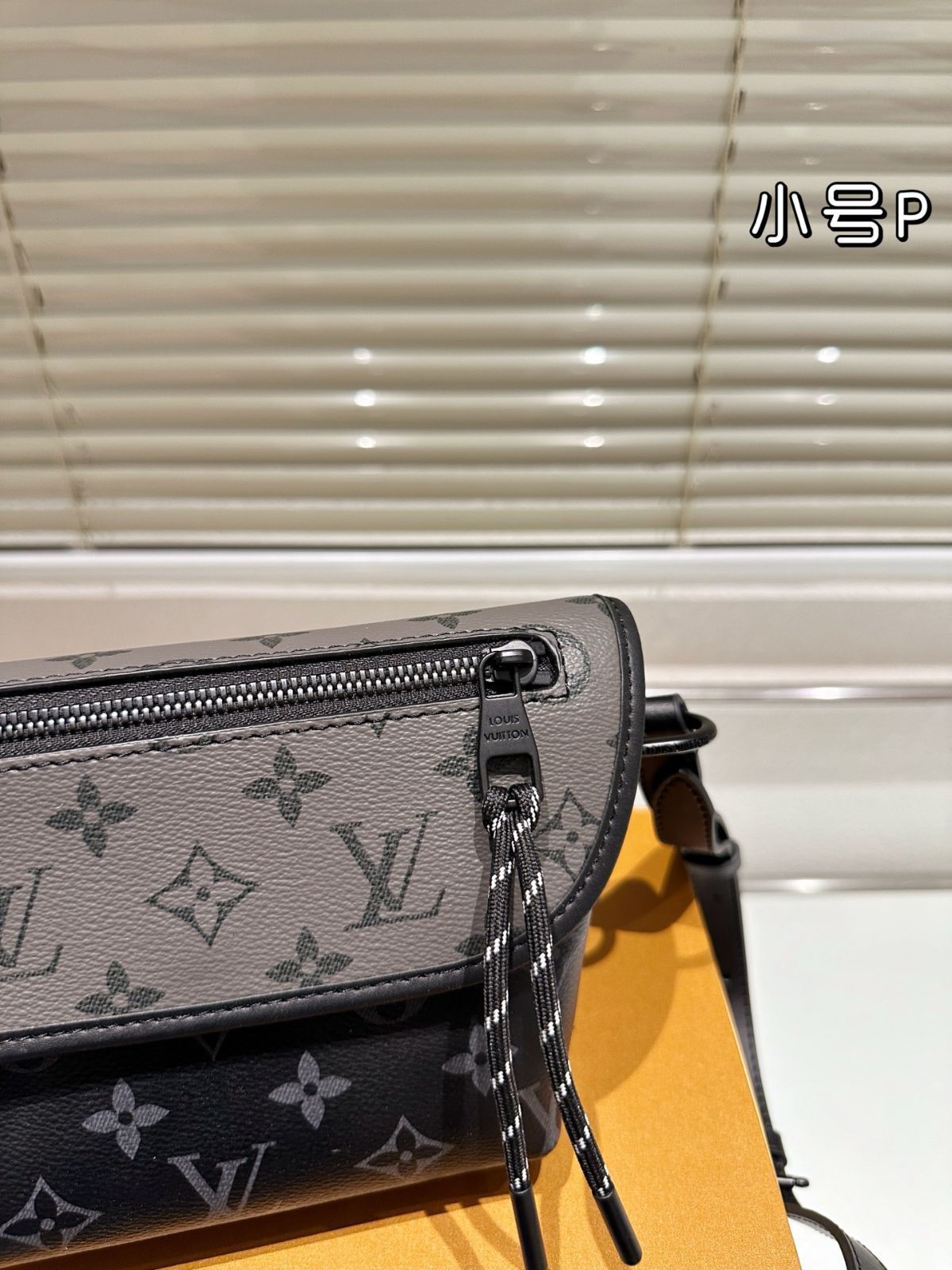 【今日特価】Louis Vuitton District PM メンズ シングルショルダーバッグ 【今日特価】Louis Vuitton District PM メンズ シングルショルダーバッグ