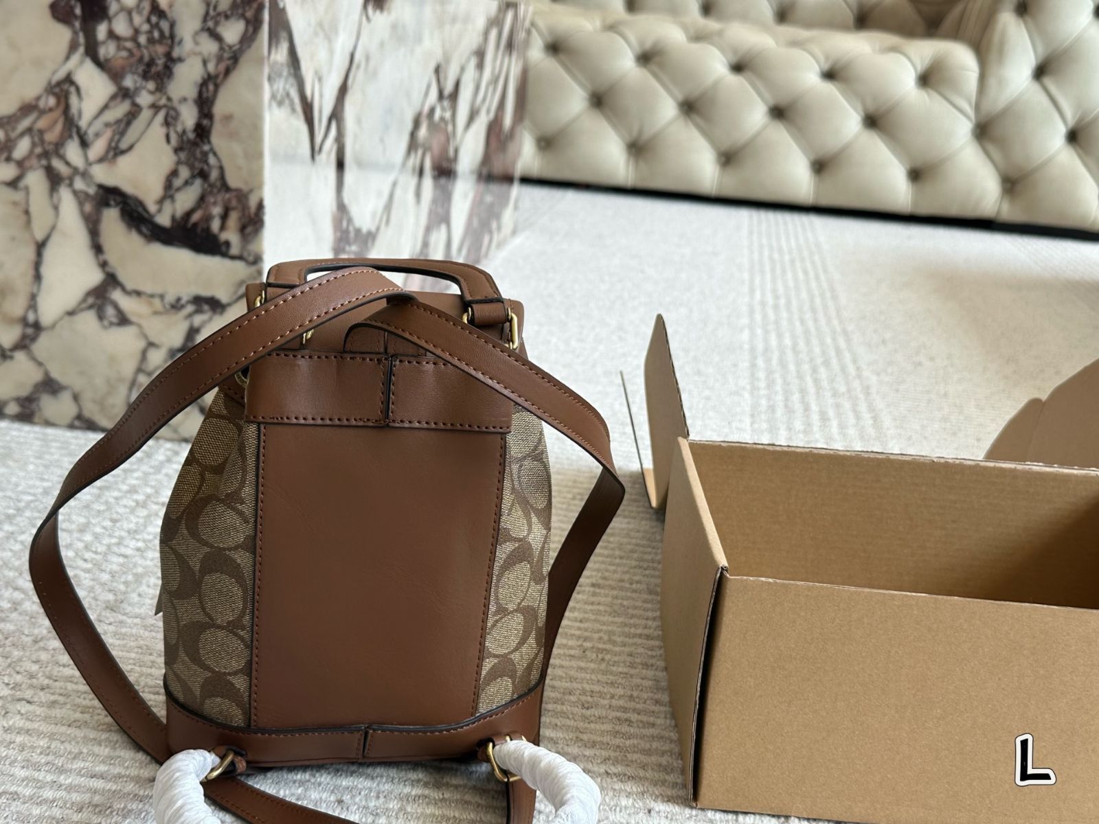 【今日特価】C Brand Backpack - C ブランド ダブルショルダーバッグ 【今日特価】C Brand Backpack - C ブランド ダブルショルダーバッグ