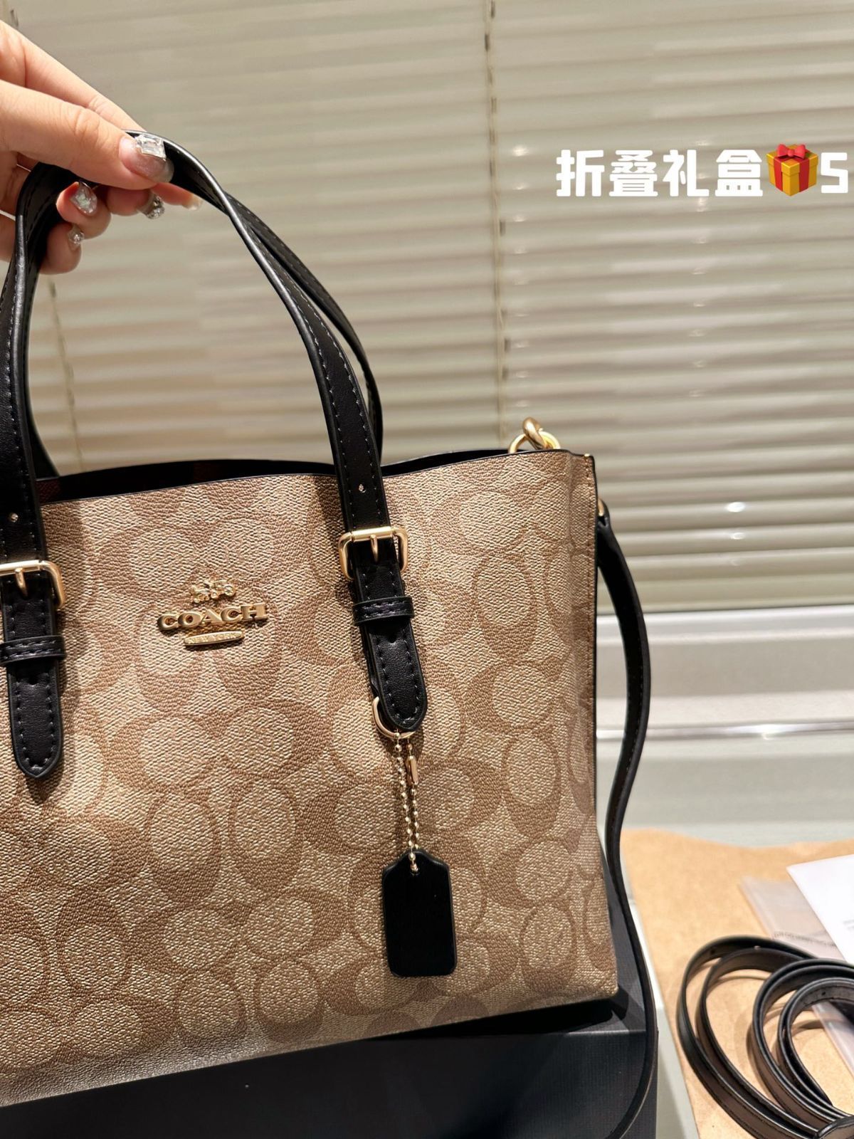 【今日特価】COACH Mollie 25 トートバッグ スーパーポピュラーショッピングバッグ