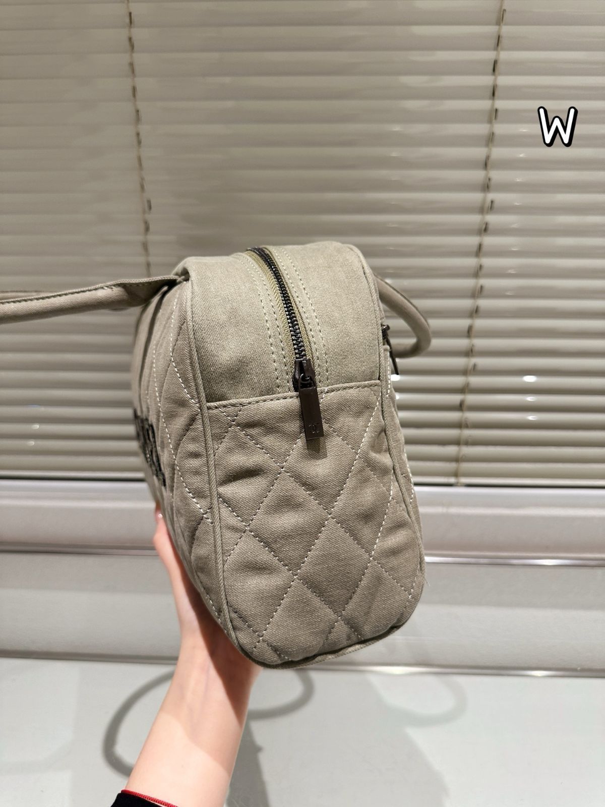 【今日特価】Vintage CHANEL 中古 フィットネスバッグ
