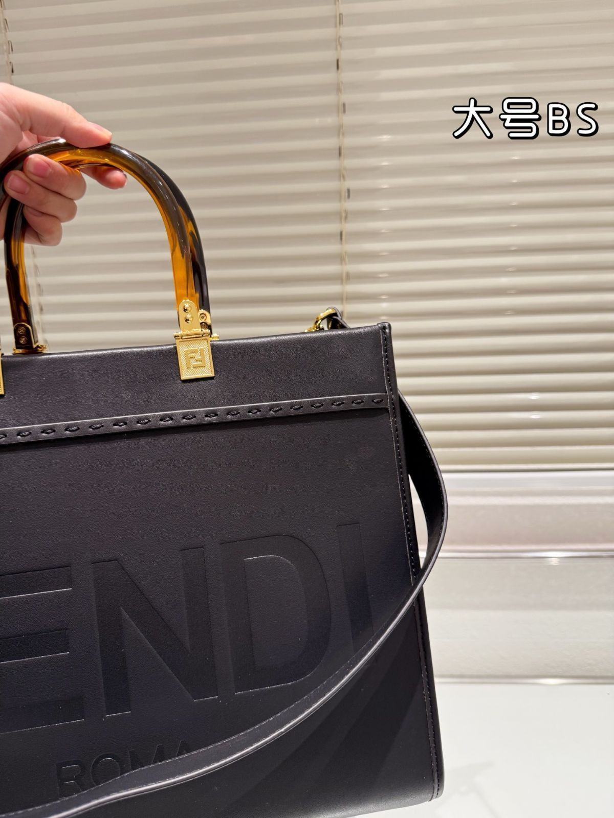 【今日特価】Fendi Logo Tote Bag フェンディ ロゴ トートバッグ