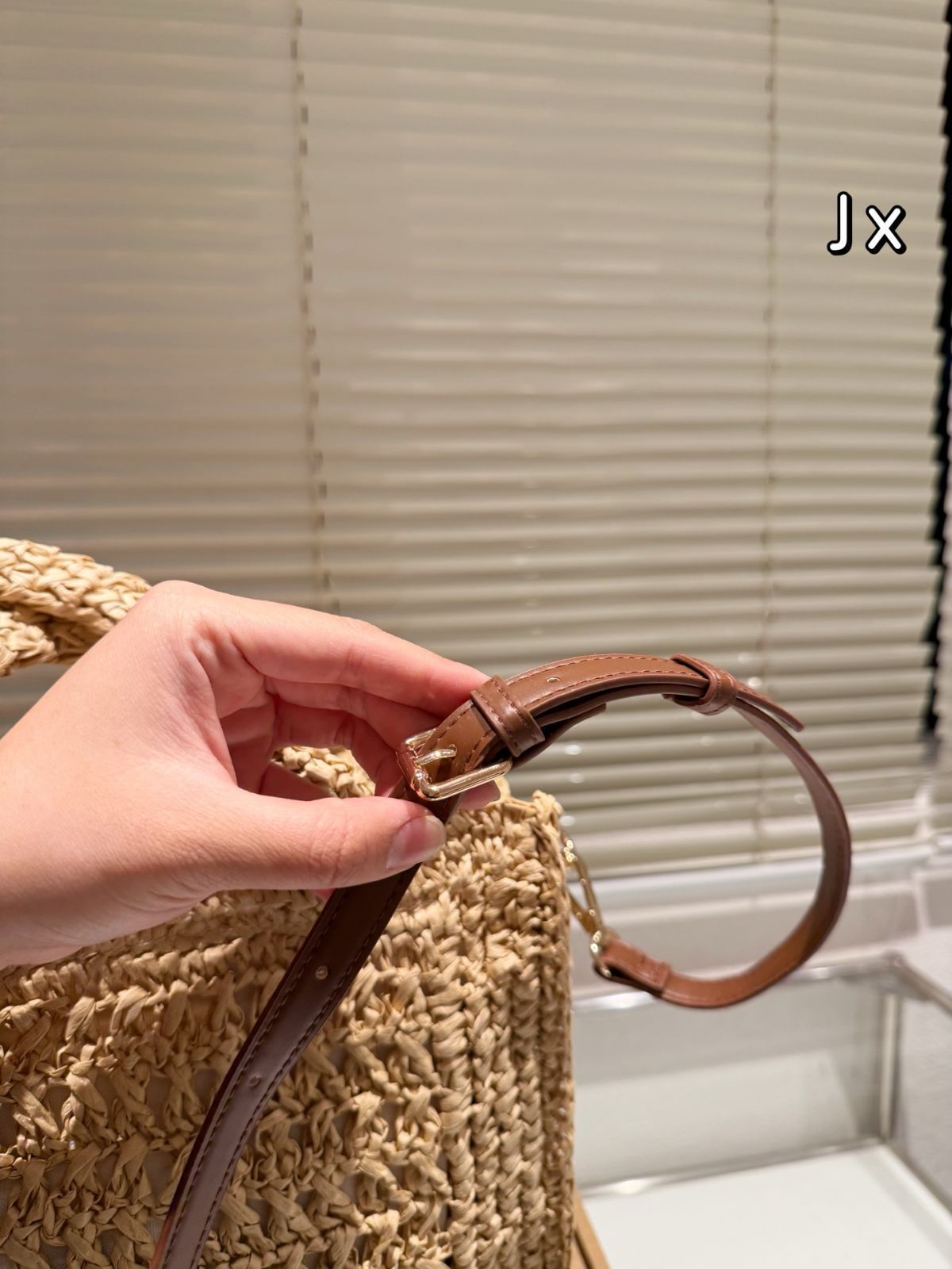 【今日特価】Miu Miu Romantic Weave Tote ミュウミュウ ロマンチック ウェーブ トートバッグ 【今日特価】Miu Miu Romantic Weave Tote ミュウミュウ ロマンチック ウェーブ トートバッグ