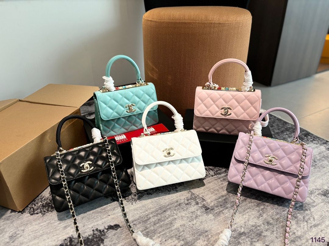 【Chanel】今日特価!シャネル Trendy CC 魅力満載のバッグ 【Chanel】今日特価!シャネル Trendy CC 魅力満載のバッグ