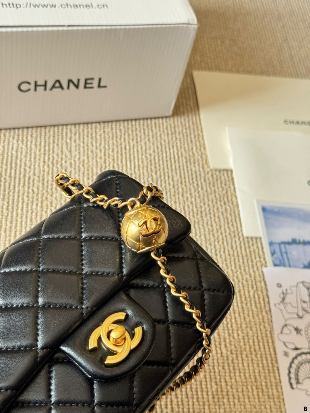 【今日特価】Chanel Gold Ball Quilted Flap Bag シャネル ゴールドボール クォーテッドフラップバッグ