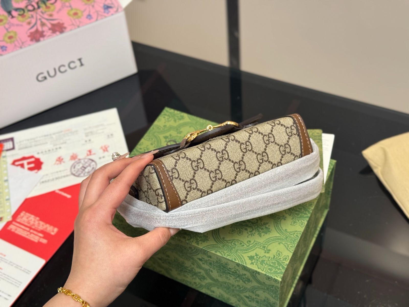 【今日特価】Gucci 1955 スマホバッグ