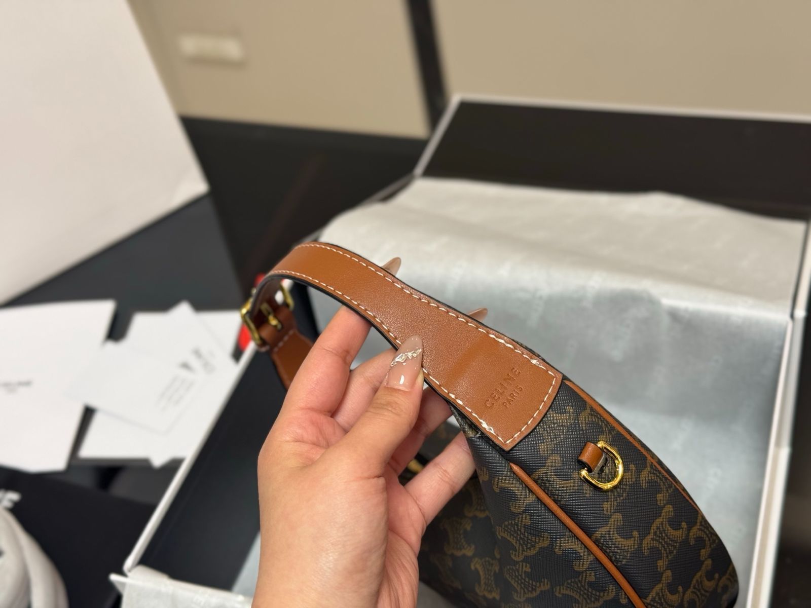 【今日特価】Celine Lulu Armpit Bag - セリーヌ ルル アンダーアームバッグ