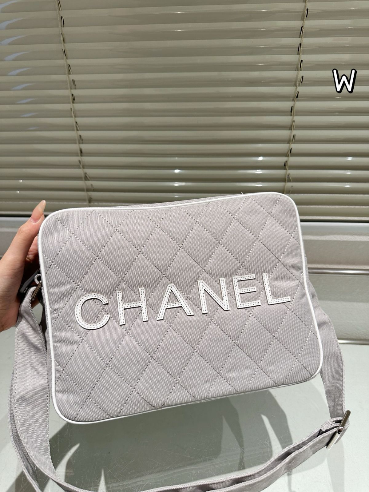 【今日特価】Chanel Vintage Gym Bag / 24Ss Camera Bag シャネル ヴィンテージ ジムバッグ / 24Ss カメラバッグ 【今日特価】Chanel Vintage Gym Bag / 24Ss Camera Bag シャネル ヴィンテージ ジムバッグ / 24Ss カメラバッグ