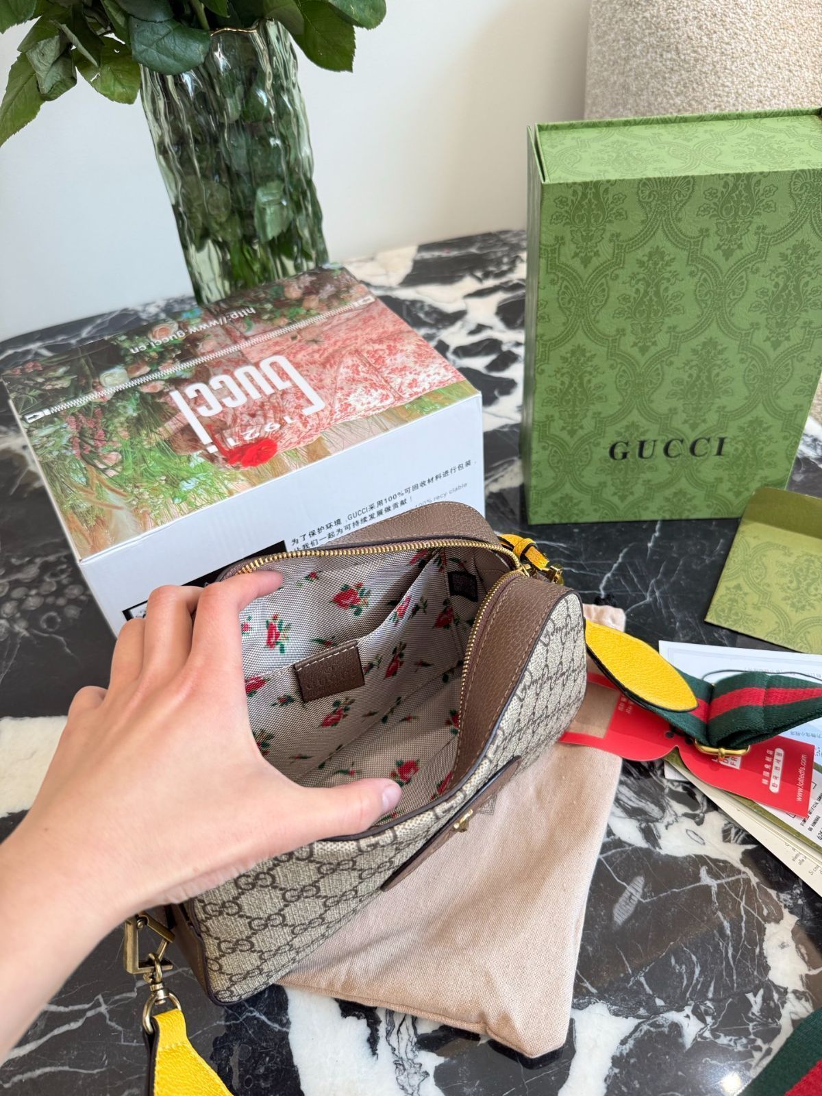 【今日特価】Gucci Tiger Head Camera Bag グッチ トラヘッド カメラバッグ 【今日特価】Gucci Tiger Head Camera Bag グッチ トラヘッド カメラバッグ