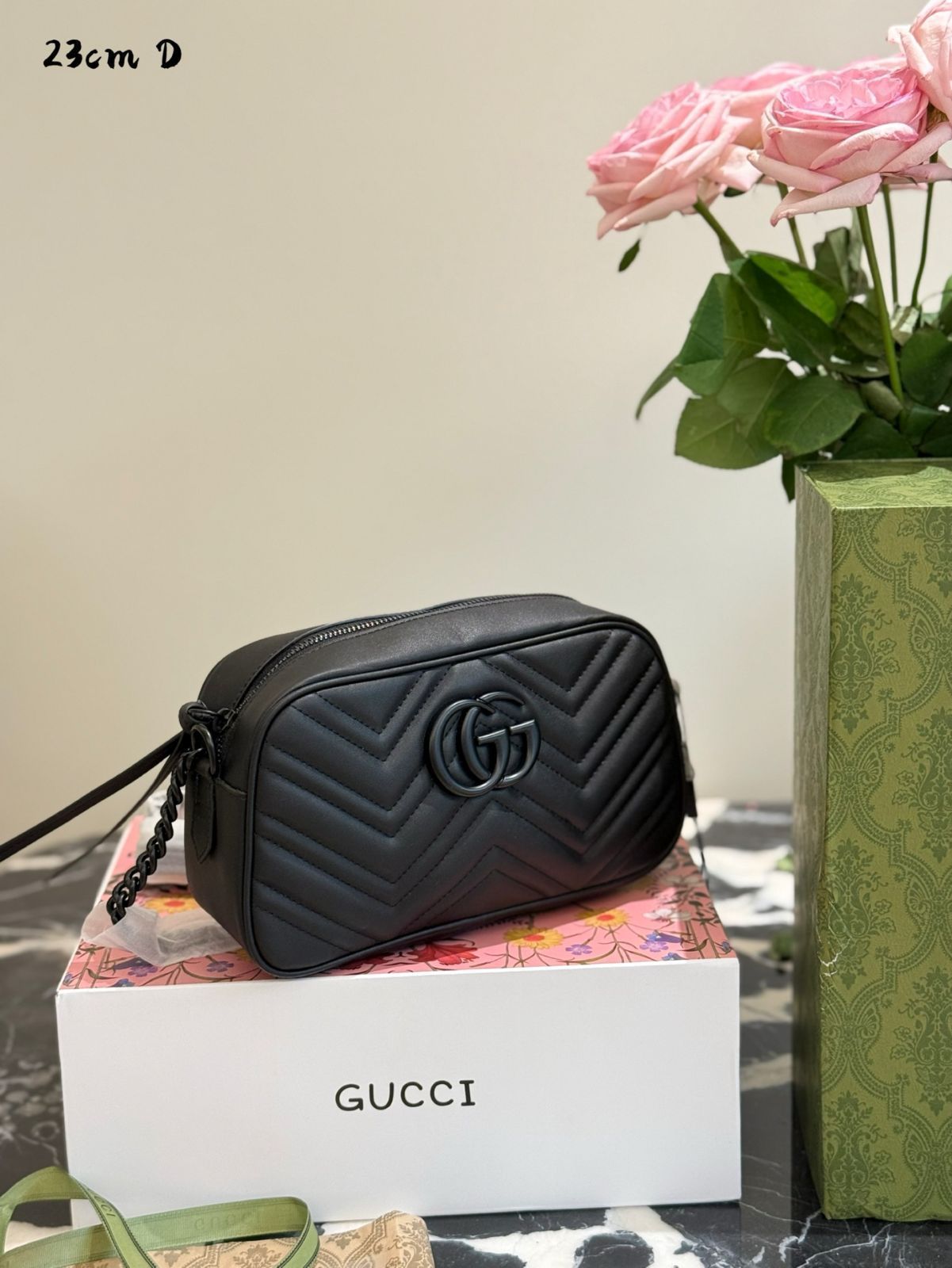 【今日特価】Gucci GG Marmont Small Chain Shoulder Bag in Black / グッチ GG マルモント スモールチェーンショルダーバッグ ブラック