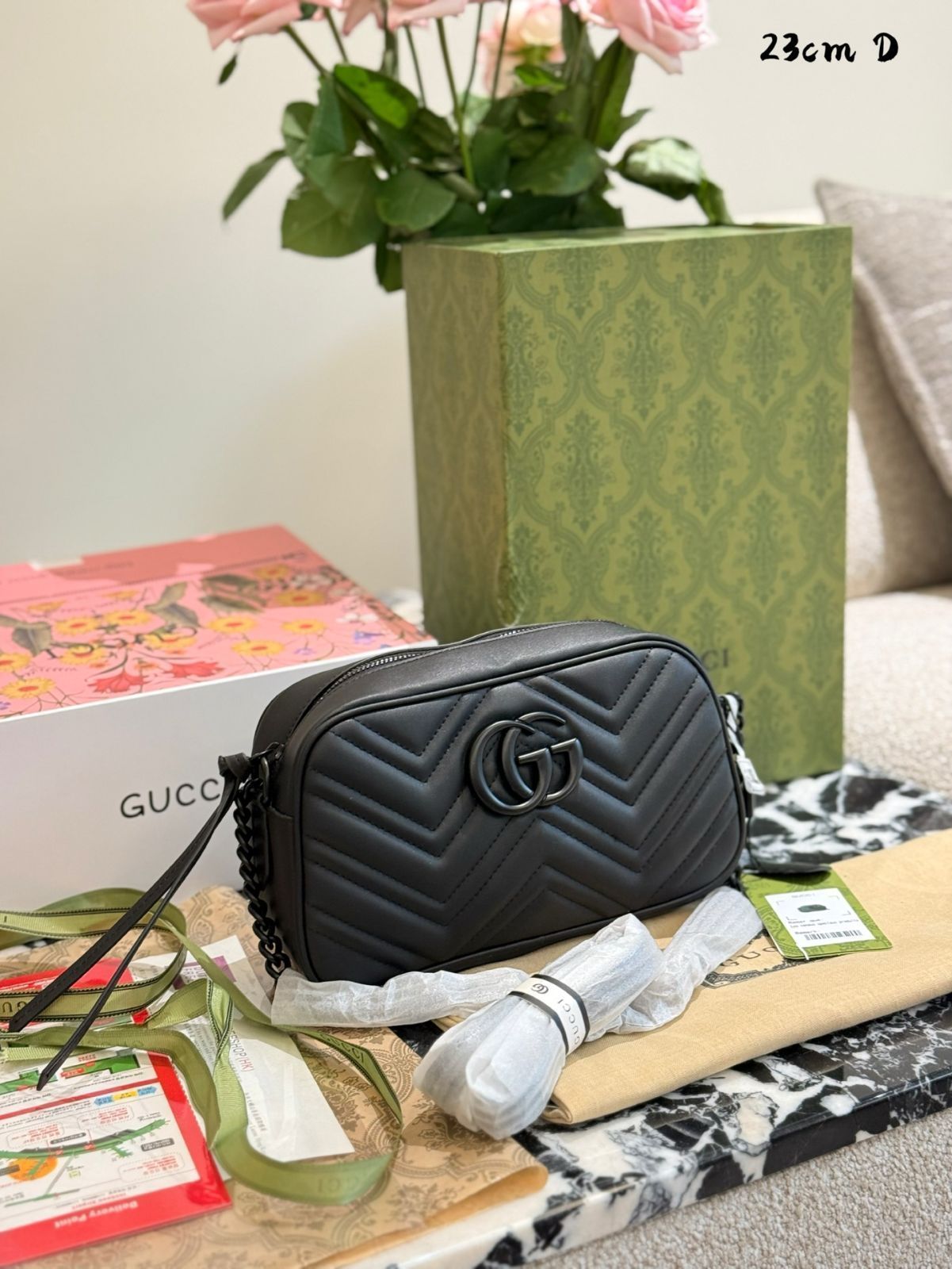 【今日特価】Gucci GG Marmont Small Chain Shoulder Bag in Black / グッチ GG マルモント スモールチェーンショルダーバッグ ブラック