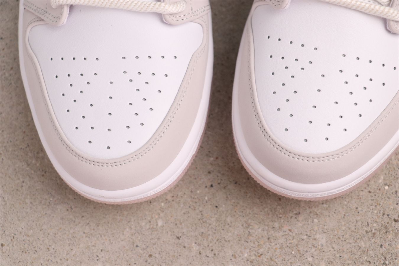 【今日特価】Air Jordan 1 エアジョーダン 1 代 IB8859-101 ホワイトピンク 【今日特価】Air Jordan 1 エアジョーダン 1 代 IB8859-101 ホワイトピンク