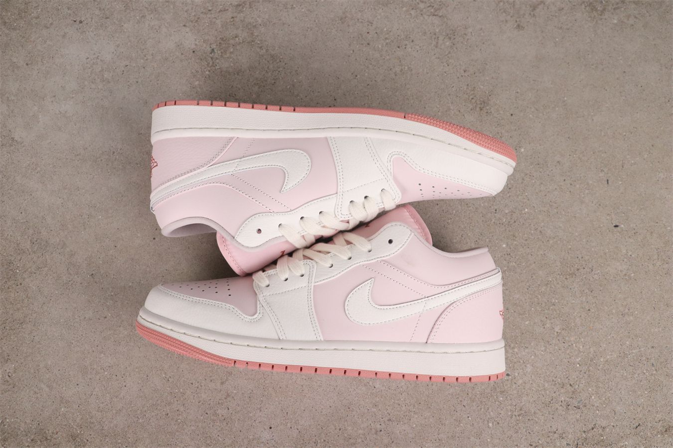 【今日特価】Air Jordan 1 Low IH0823-611 エアジョーダン 1 ローカット ホワイトピンク