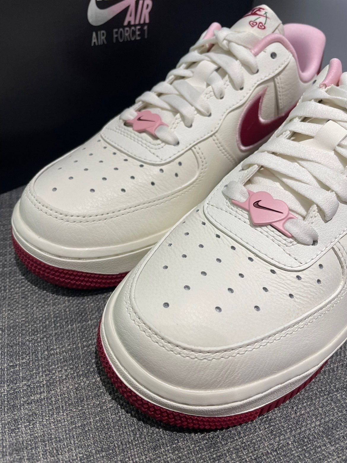 Nike ナイキ ウィメンズ エアフォース1 ロー バレンタインデー ナイキ FD4616-161 ウィメンズ レディース スニーカー ランニングシューズ 21SN-FD4616-161