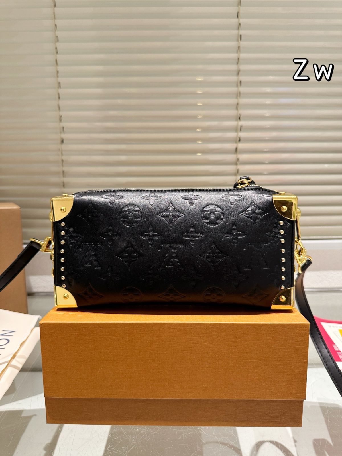 【今日特価】Liu Yifei's Favorite! LV Slim Trunk Soft Box 劉亦菲おすすめ！LV スリム トランク ソフト ボックス