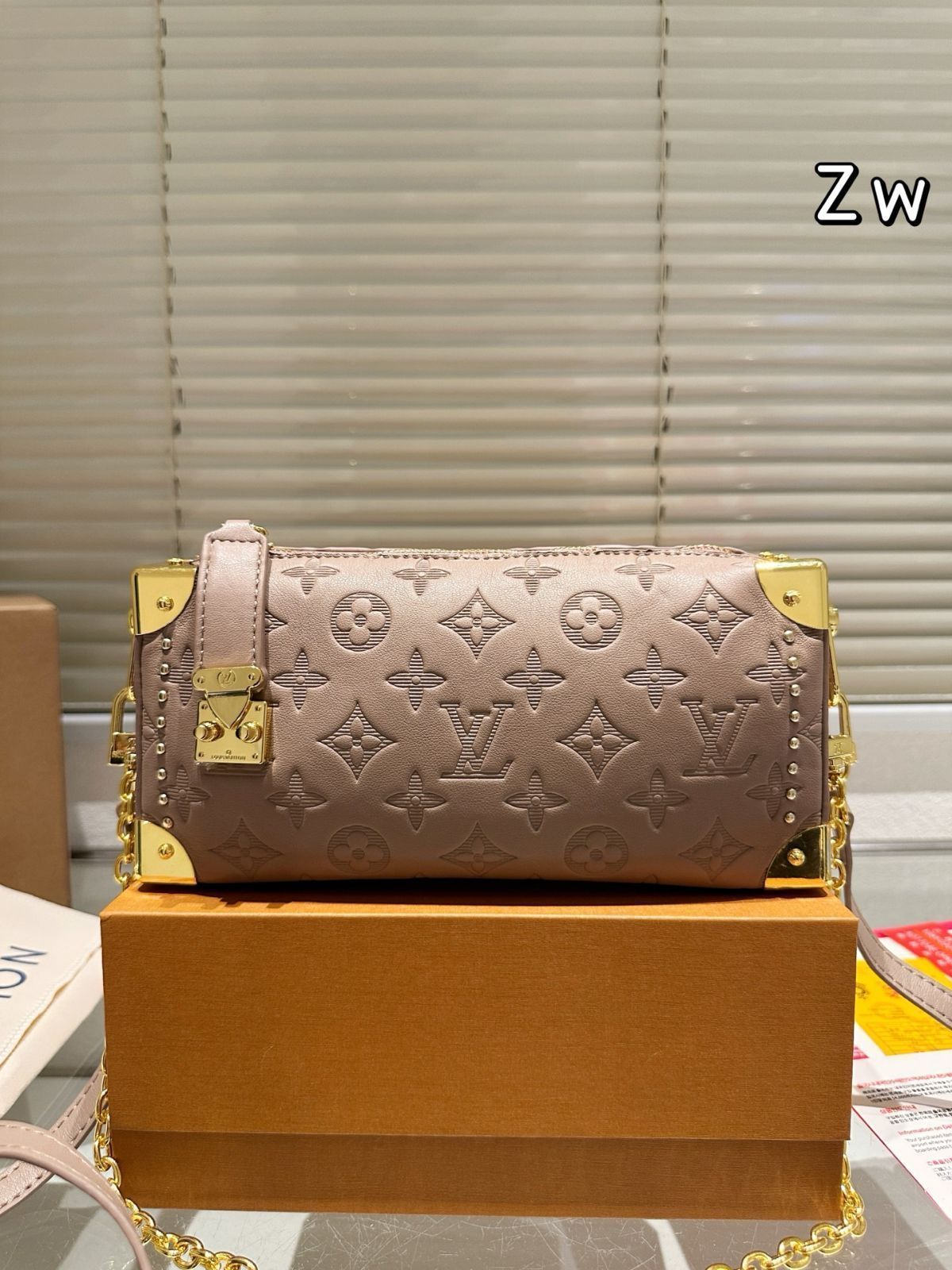 【今日特価】Liu Yifei's Favorite! LV Slim Trunk Soft Box 劉亦菲おすすめ！LV スリム トランク ソフト ボックス