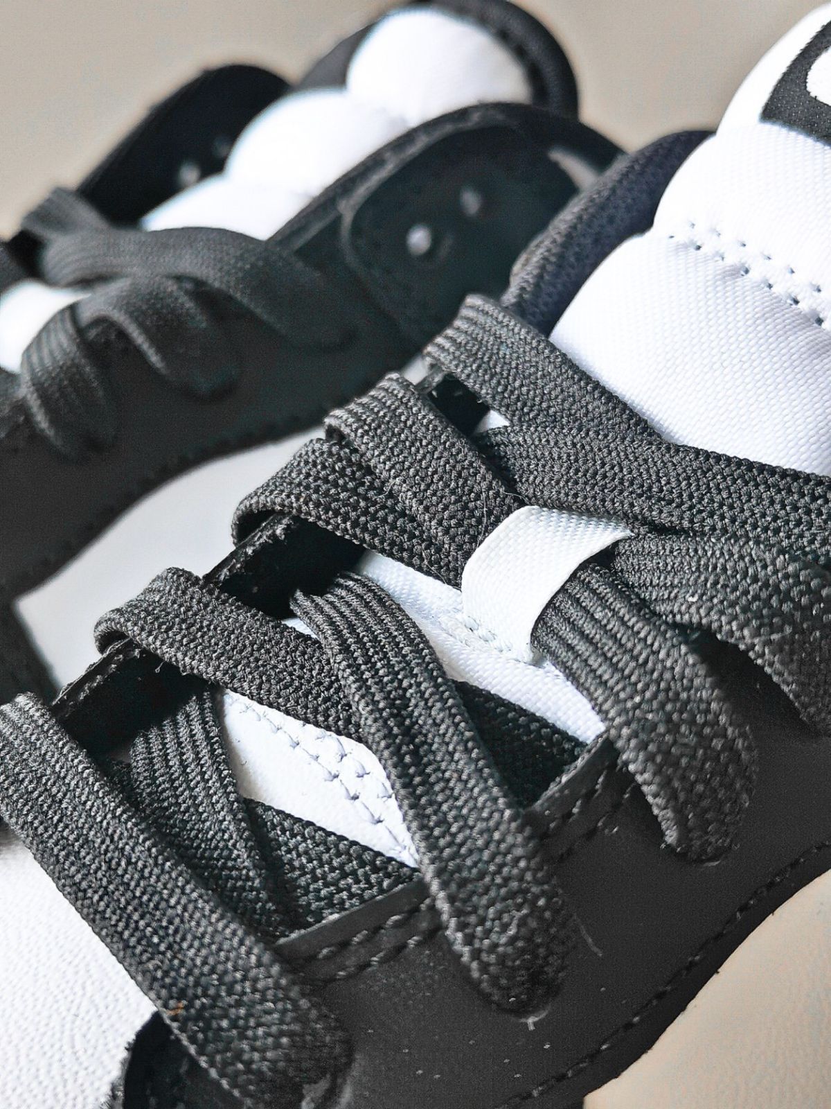 ナイキ dunk low 白黒パンダ｜本日限定特価｜新品未使用