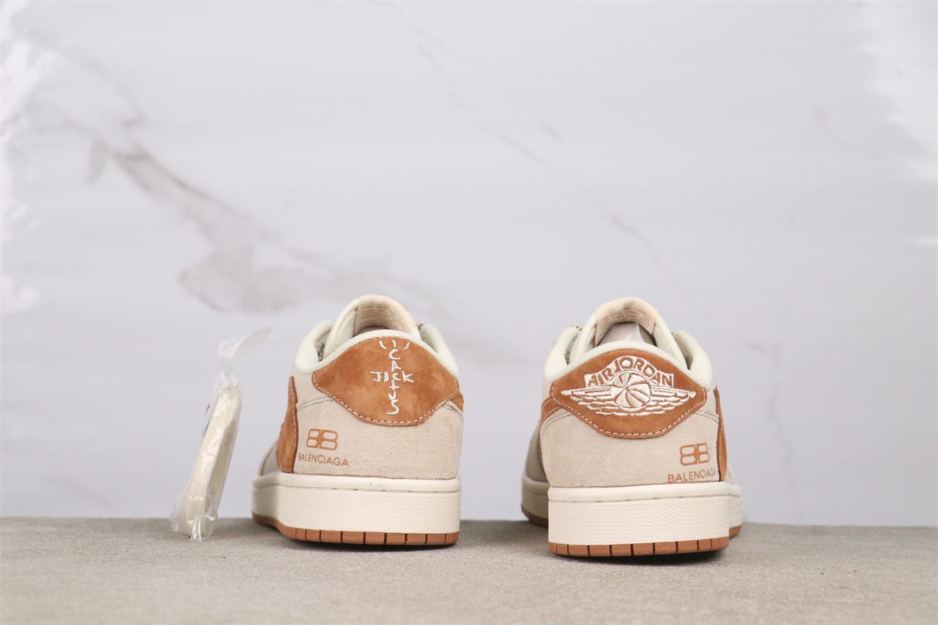 ジョーダン AJ1 ジョーダン1代ローカットシリーズ エアジョーダン 1 ロー XS3086-014 ジョーダン AJ1 ジョーダン1代ローカットシリーズ エアジョーダン 1 ロー XS3086-014