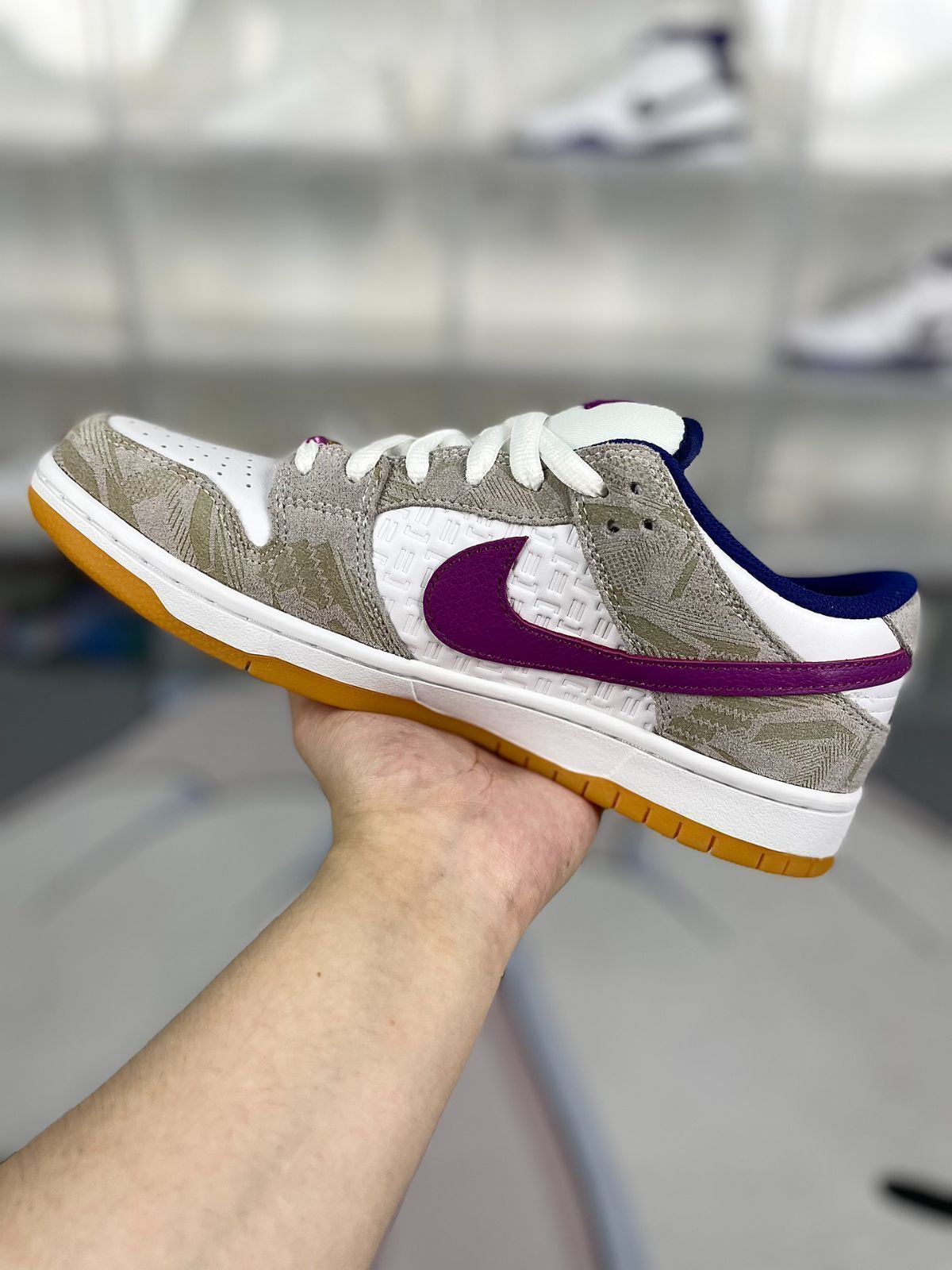 NIKE rayssa leal x nike dunk sb pure platinum and vivid purple｜本日限定特価｜新品未使用