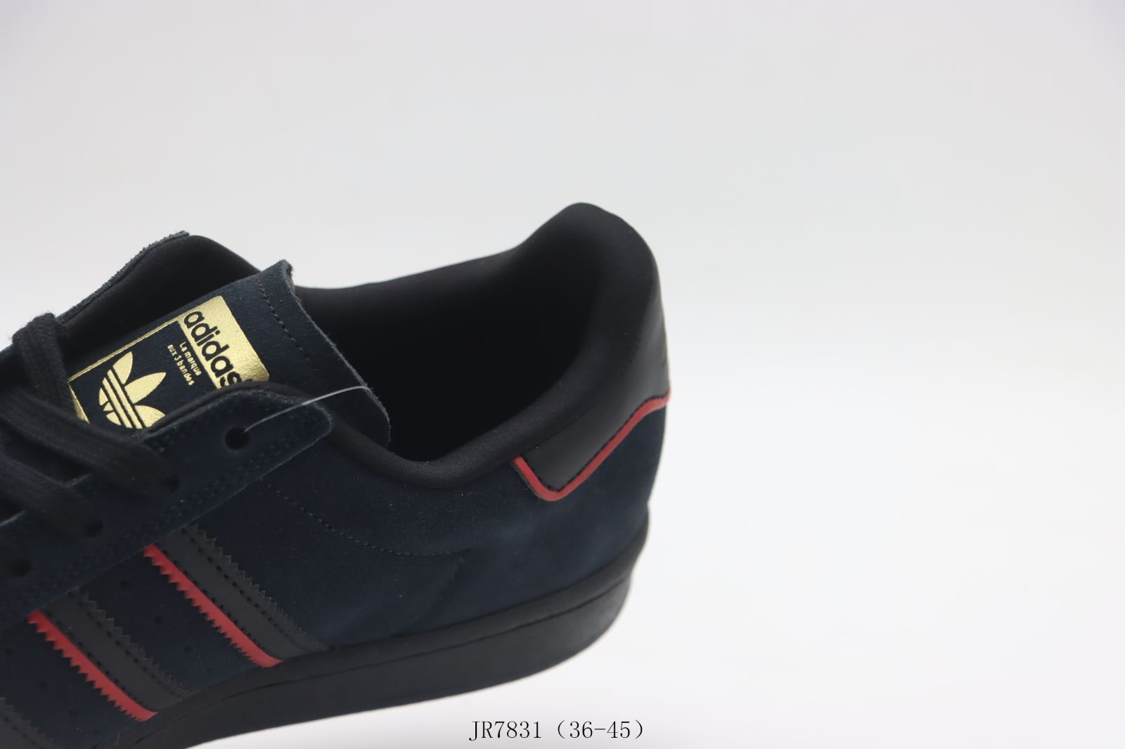 【今日特価】アディダス Adidas スケートシューズ JR7831 ブラック & レッド