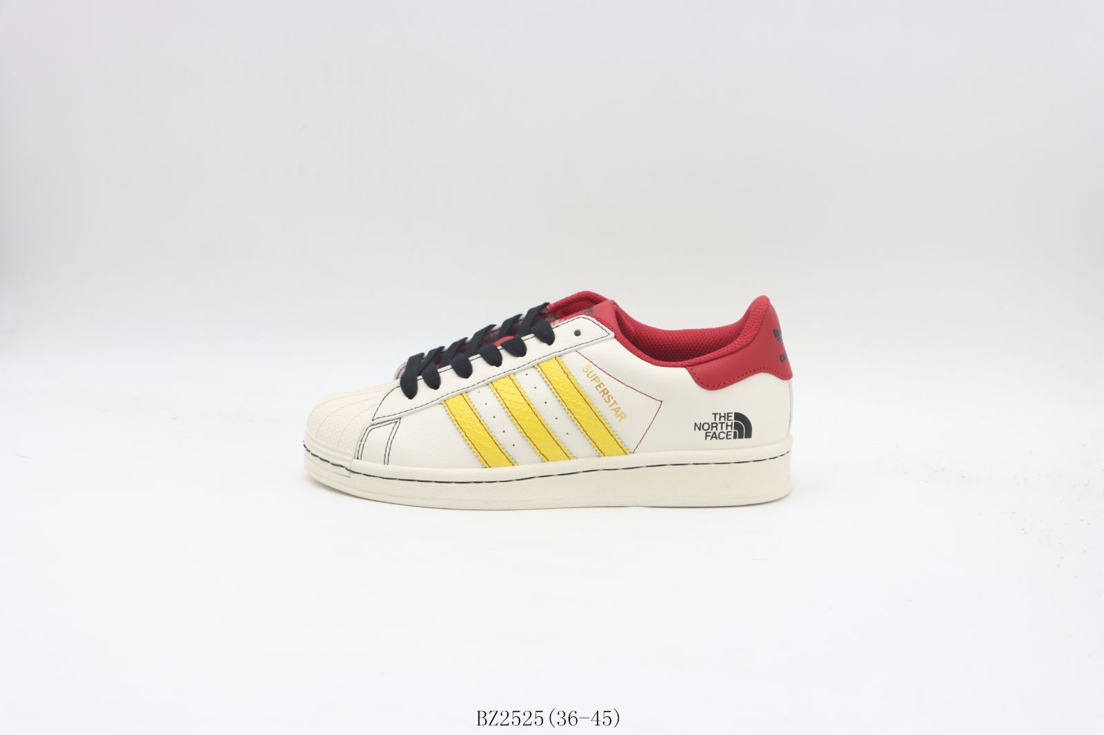 【今日特価】アディダス Adidas スケートシューズ BZ2525 ホワイト・イエロー・レッド