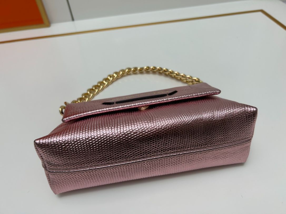 【本日限定特価】TOM FORD メタリックチェーンハンドバッグ 小サイズ 専用ボックス付き[本日特価|新品未使用品]