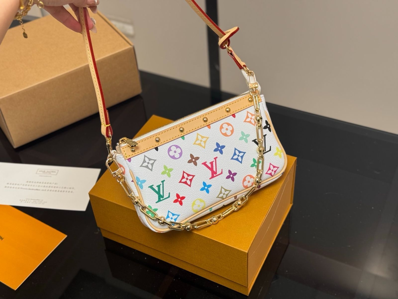 【今日特価】LV New Hot Selling Mahjong Bag 21×12cm | LV マホンジョンバッグ 21×12cm 新ブランド 【今日特価】LV New Hot Selling Mahjong Bag 21×12cm | LV マホンジョンバッグ 21×12cm 新ブランド
