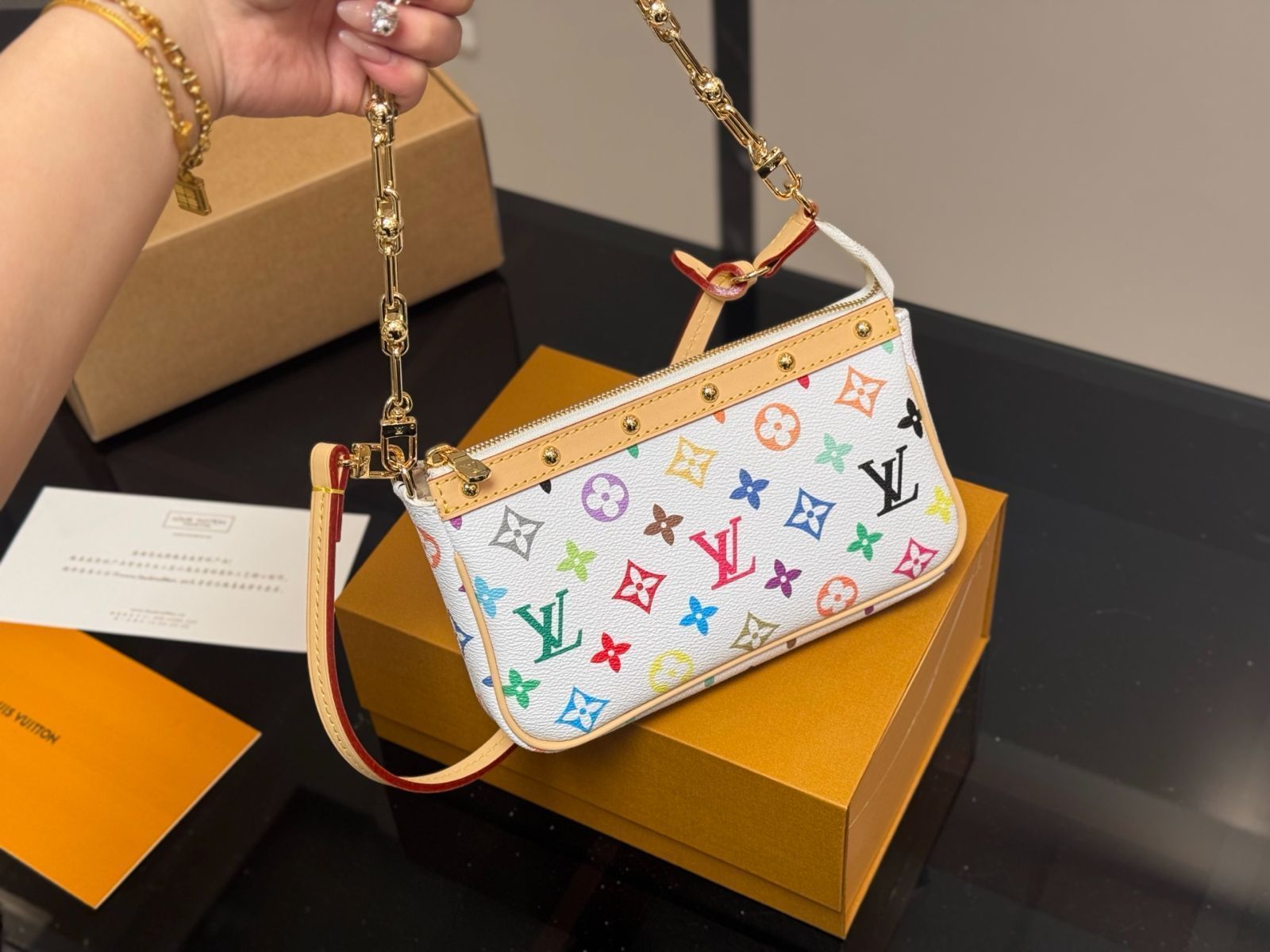 【今日特価】LV New Hot Selling Mahjong Bag 21×12cm | LV マホンジョンバッグ 21×12cm 新ブランド 【今日特価】LV New Hot Selling Mahjong Bag 21×12cm | LV マホンジョンバッグ 21×12cm 新ブランド
