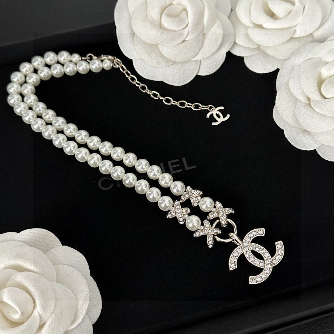 【今日特価】CHANEL ヴィンテージ アルファベット ネックレス エレガントデザイン