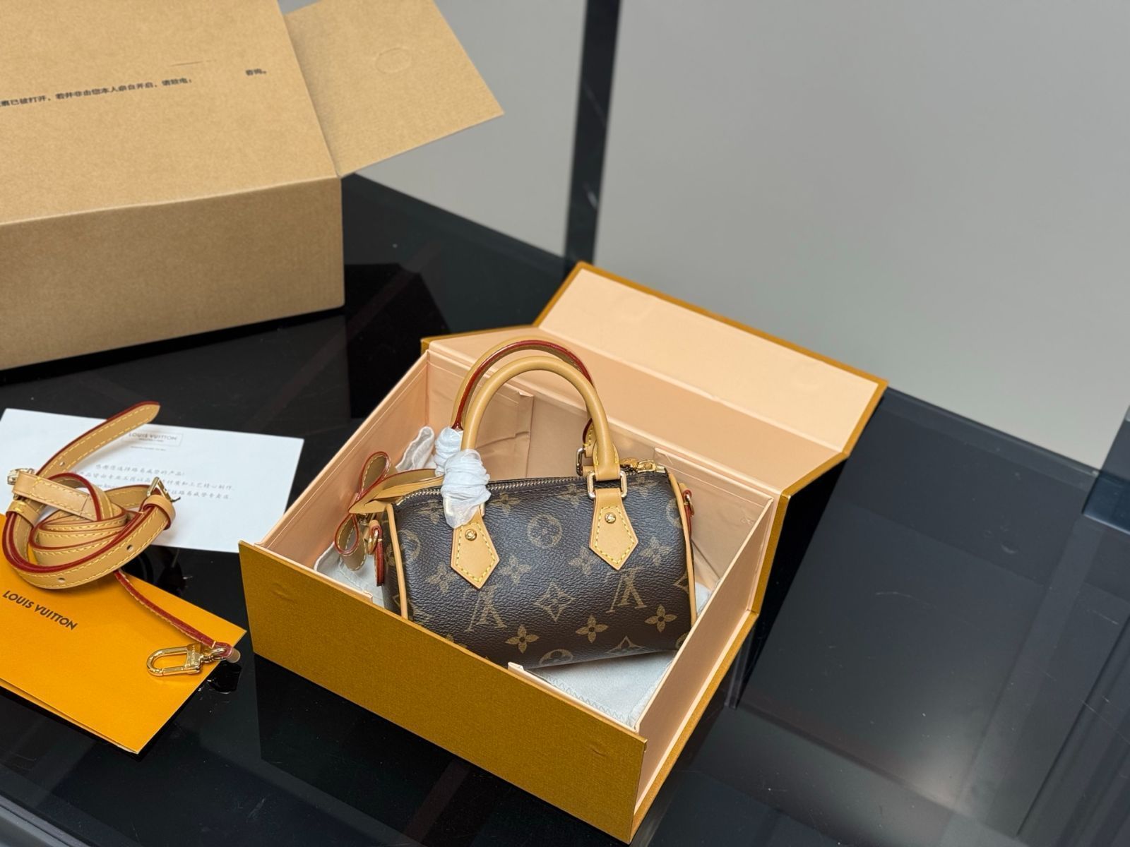 【今日特価】Louis Vuitton Speedy Nano ルイ・ヴィトン スピーディ ナノ