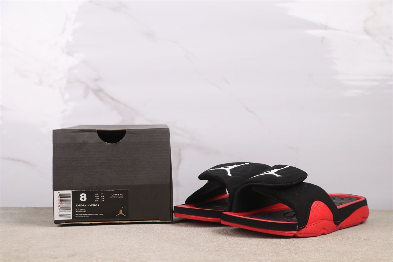 【今日特価】Air Jordan 4 エアジョーダン 4 代 705163-601 ブラックレッド スリッパ