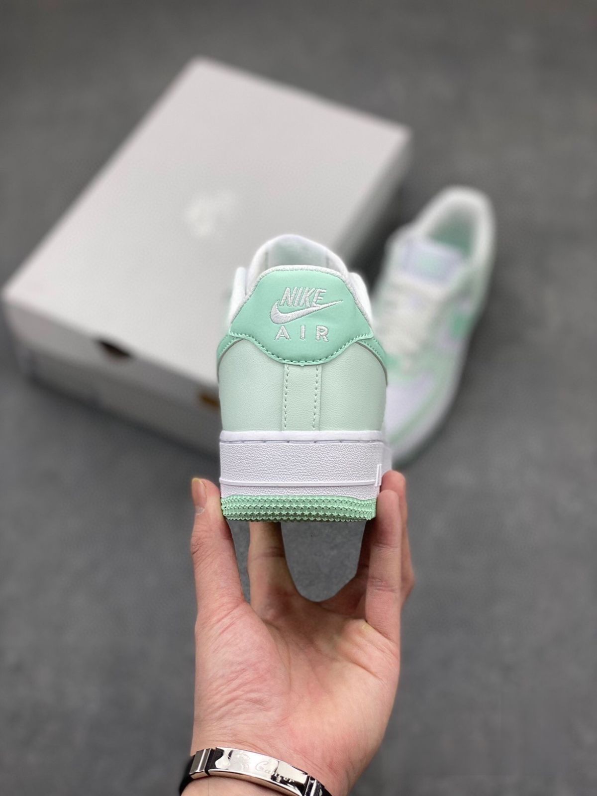 お値下げしました??即購入??ナイキ スニーカー Nike Air Force 1 Low 箱付 お値下げしました??即購入??ナイキ スニーカー Nike Air Force 1 Low 箱付