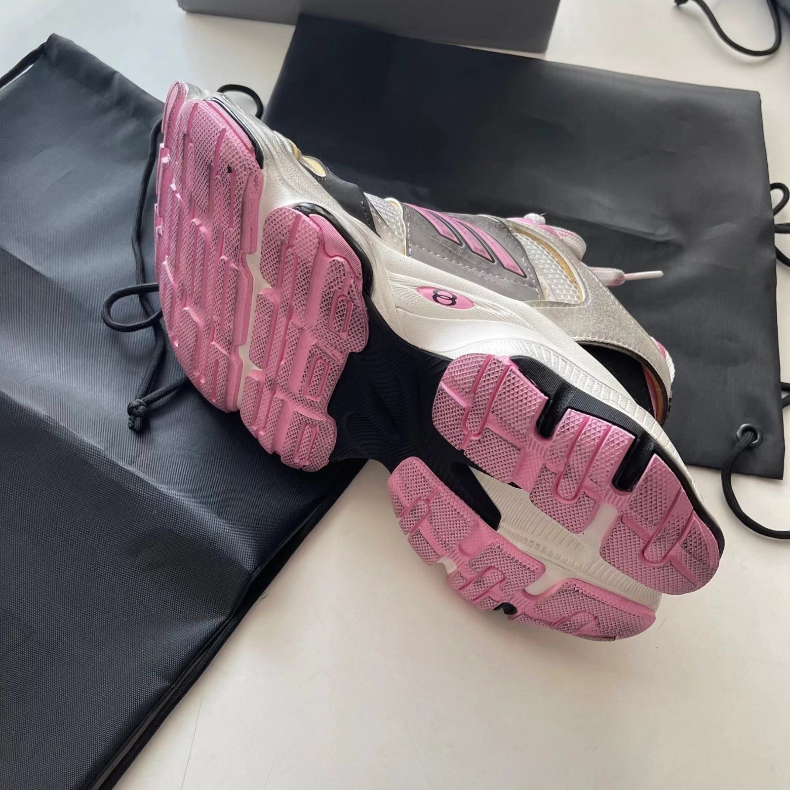 BALENCIAGA CARGO sneaker
