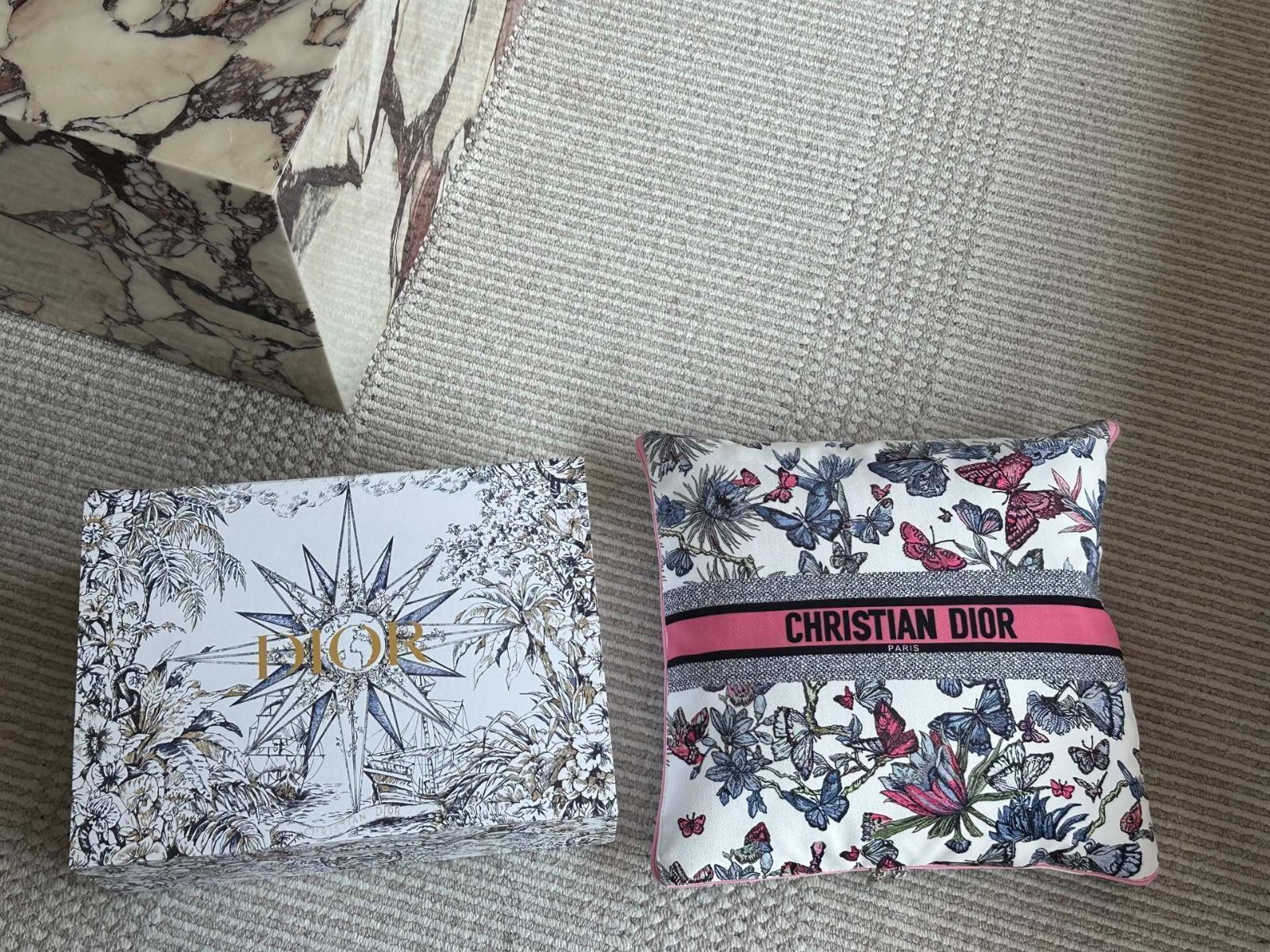【今日特価】BrandName Multipurpose Pillow Quilt | ブランド名 マルチピロークイーン
