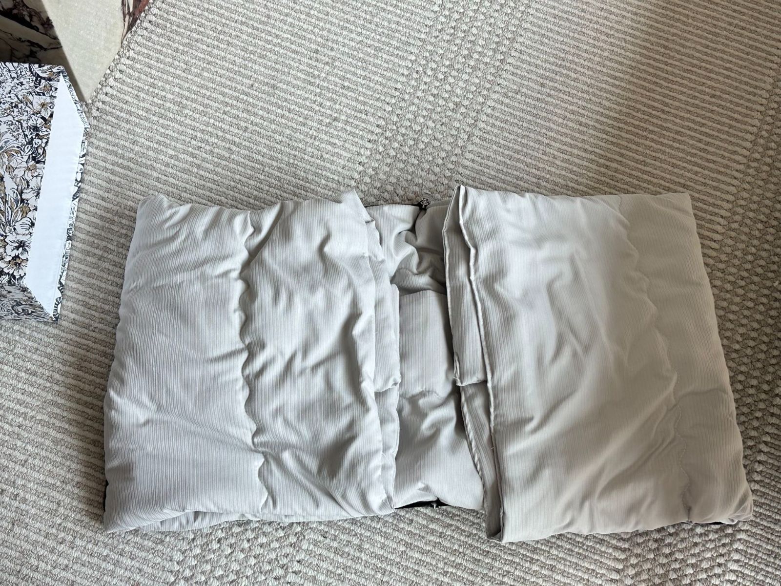 【今日特価】Multipurpose Pillow Air-Conditioning Quilt | マルチピロー エアコン掛け布団