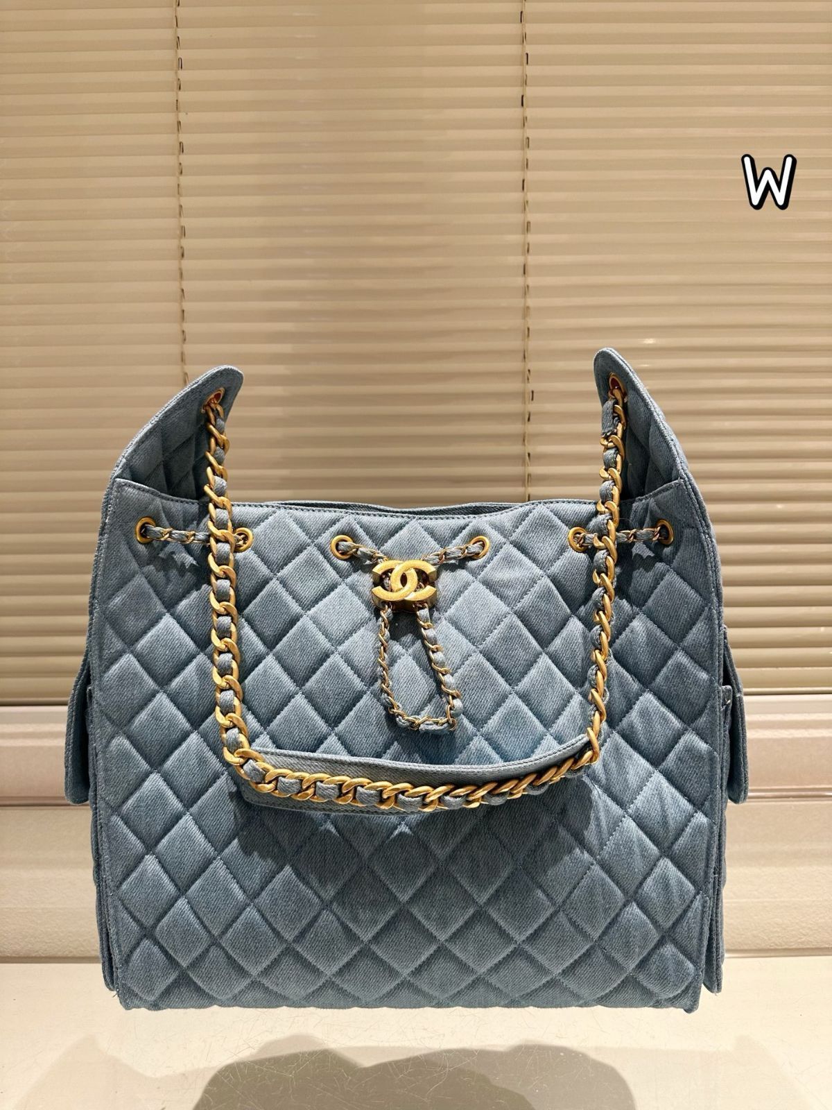 【今日特価】Chanel Hobo アームバッグ ヴィンテージゴールドボタン デニム 菱格紋