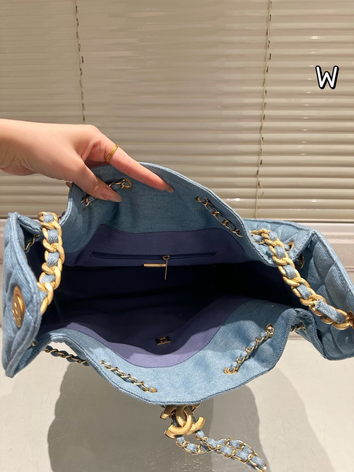 【今日特価】Chanel Hobo アームバッグ ヴィンテージゴールドボタン デニム 菱格紋