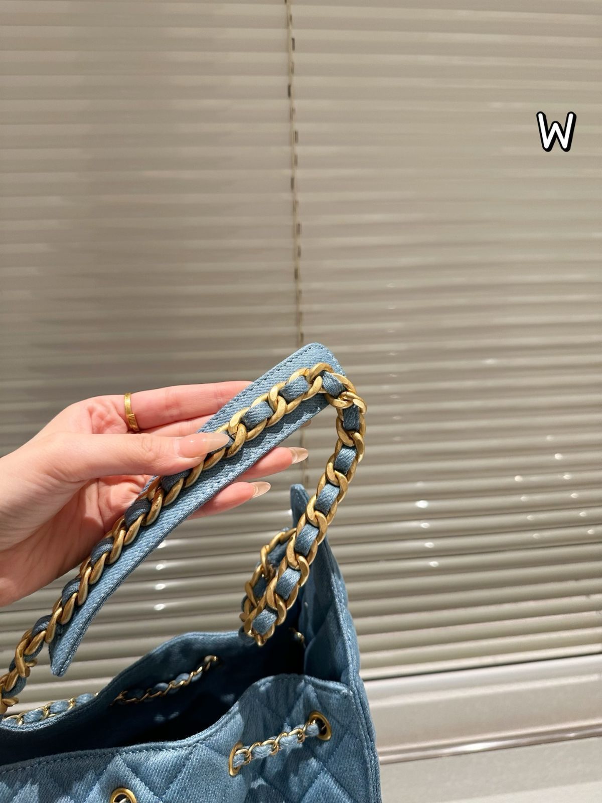 【今日特価】Chanel Hobo アームバッグ ヴィンテージゴールドボタン デニム 菱格紋