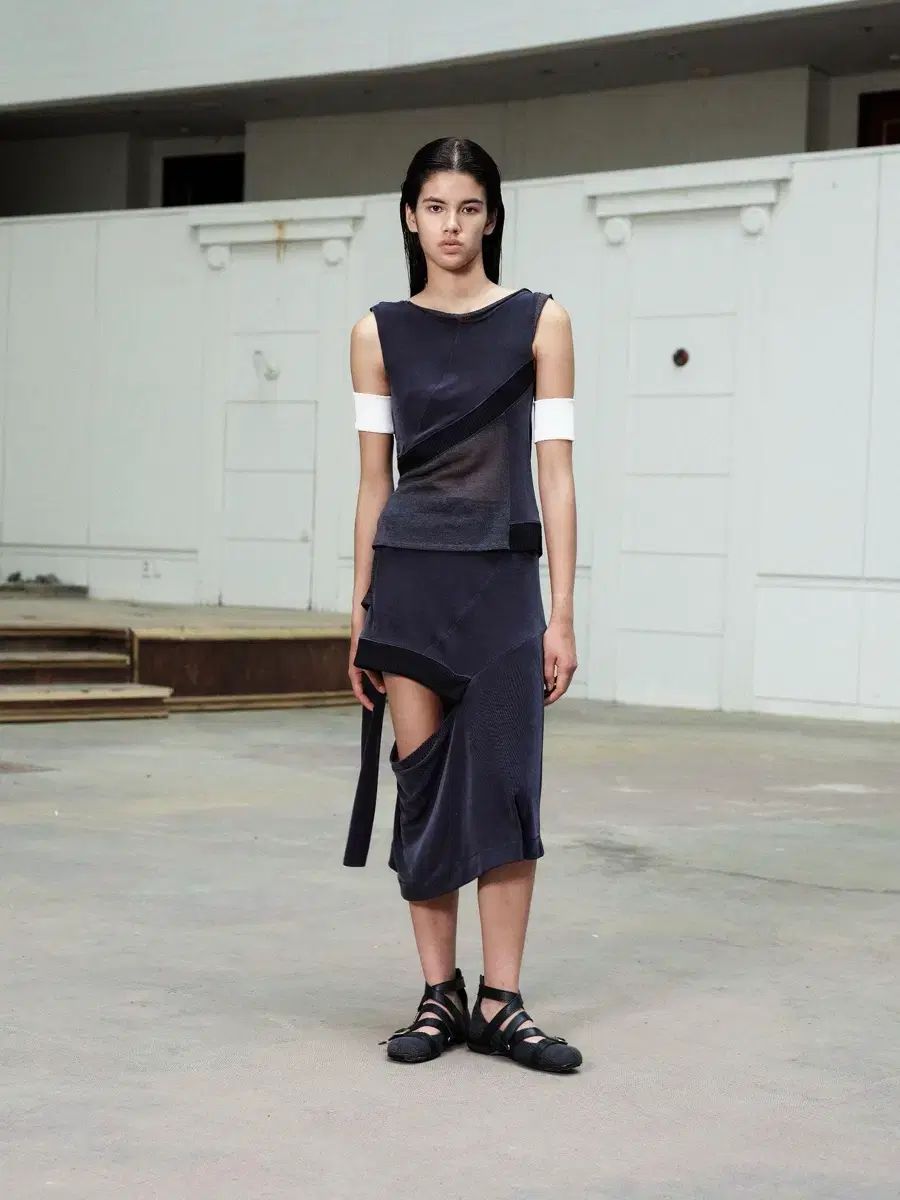 Open yy PANEL CUTOUT SKIRT パネル カットアウト スカート