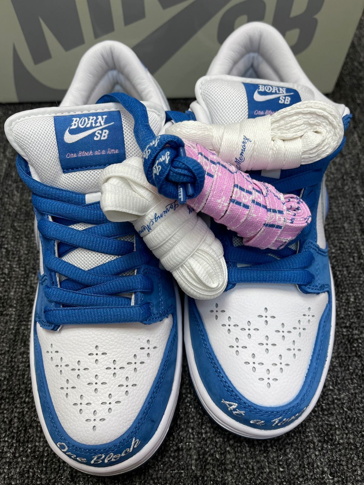 Nike ボーンレイズド × ナイキ SB ダンク ロー プロ QS ワン ブロック アット ア タイム ナイキ FN7819-400 メンズ スニーカー ランニングシューズ 21SN-FN7819-400｜本日限定特価｜新品未使用